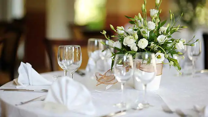 Porslin som används vid catering arrangemang